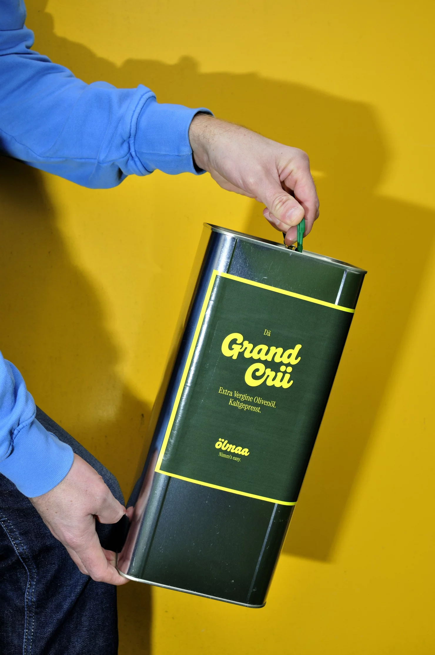 Familie Kontogiannis<br />Korinthos, Peloponnes, Griechenland<br />5L Liter Metallkanister